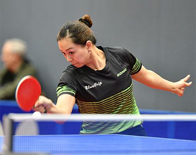 Yuan Wan an der Tischtennisplatte